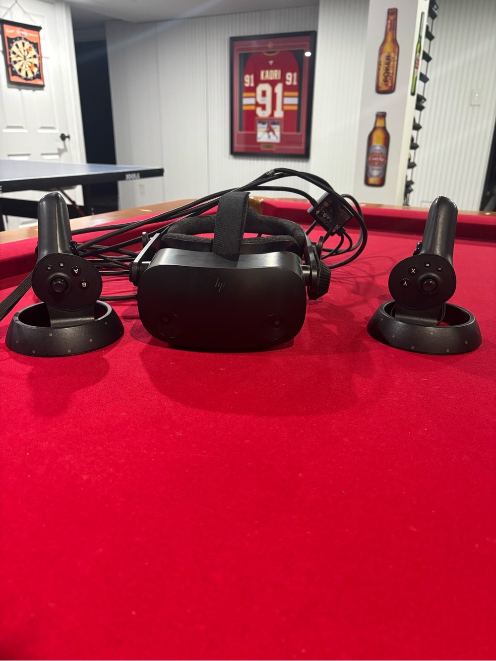 HP Black VR Headset with Black Motion Controllers, Complete set with box